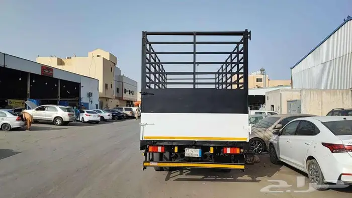 للبيع سيارة ديانا جاك 0