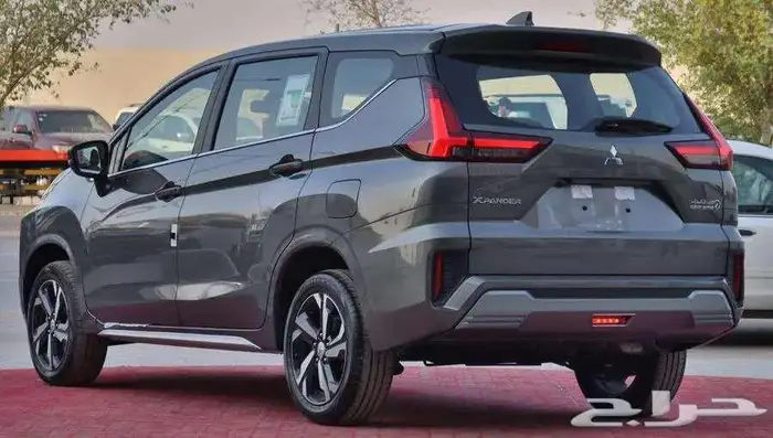 ميتسوبيشي اكسباندر 2025 هاي لاين 2