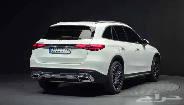 مرسيدس GLC300 4MATIC 2025 1