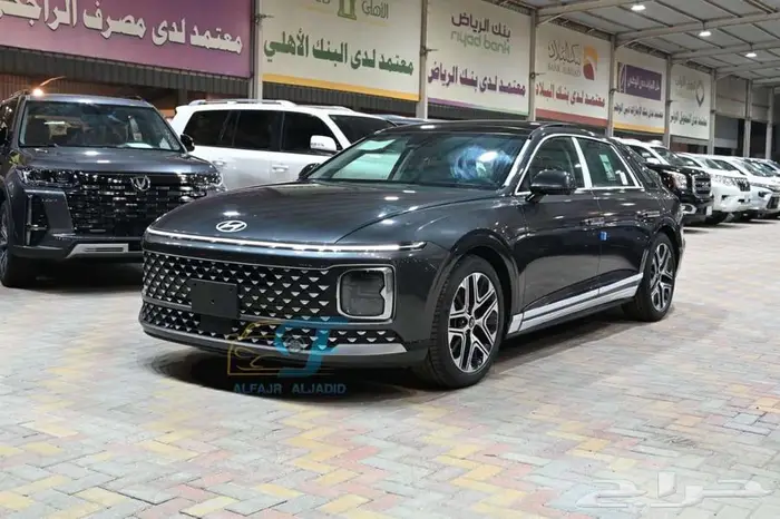 هيونداى ازيرا بريميوم 2025-وارد الوكيل المجدوعى 1