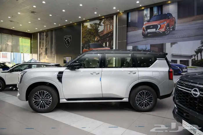 نيسان باترول بلاتينيوم موديل 2026 تنفس طبيعي سقف اسود 2