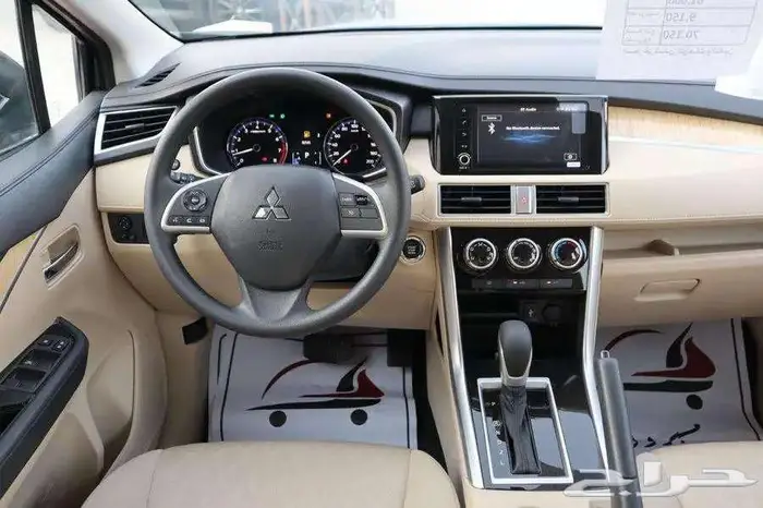 ميتسوبيشي اكسباندر 2025 هاي لاين 12