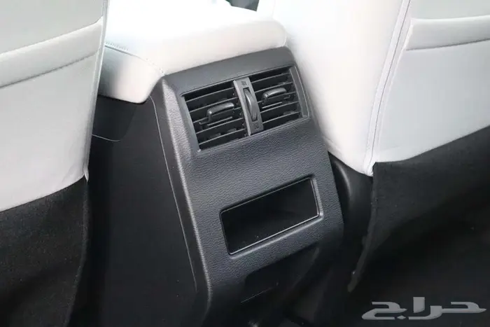 ميتسوبيشي اوتلاندر ستاندر 7 و 5 راكب بدون دبل 2025فرع جدة 10