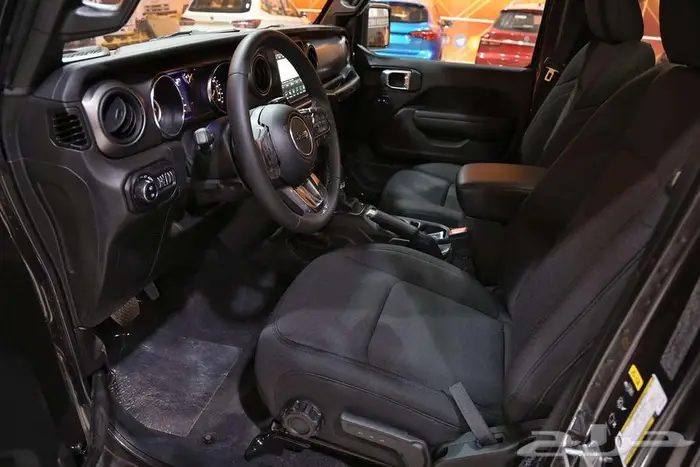 جيب رانجلر سبورت 2023 قيادة تفوق التوقعات 12