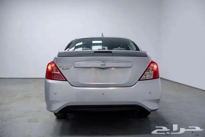 نيسان صني الشكل القديم والجديد موديل 2024 8