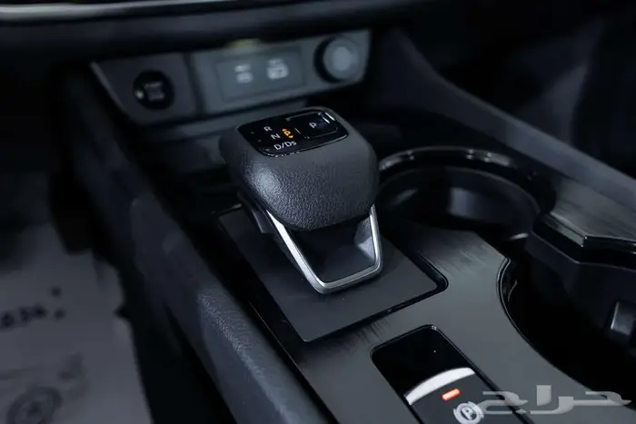 نيسان اكس تريل دبل 7 مقاعد 2026 كاش و اقساط 10