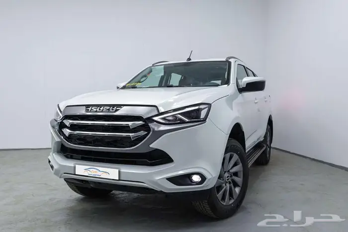 ايسوزو ام يو اكس 2024 فل كامل كاش واقساط 0