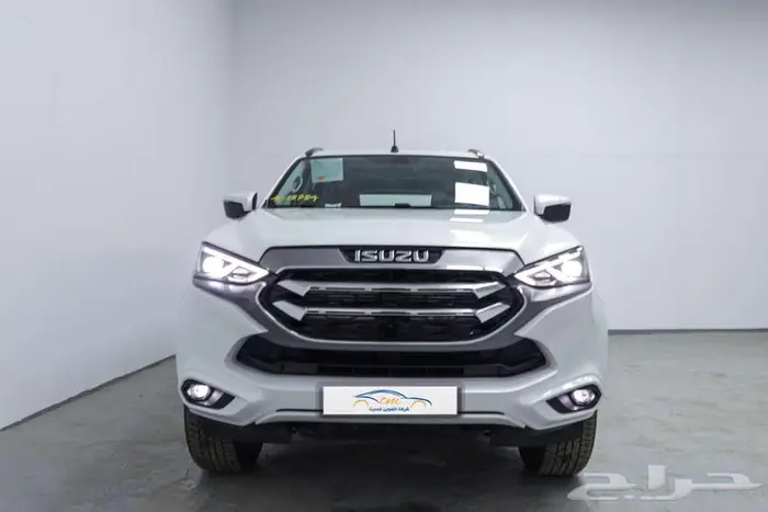 ايسوزو ام يو اكس 2024 فل كامل كاش واقساط 1