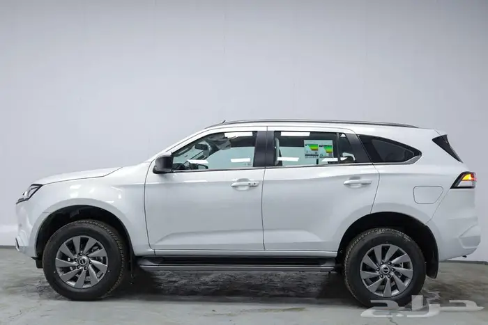 ايسوزو ام يو اكس 2024 فل كامل كاش واقساط 2