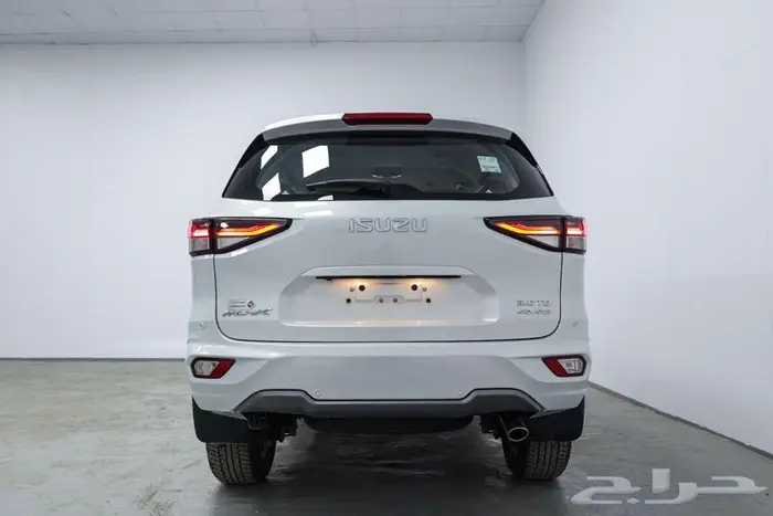 ايسوزو ام يو اكس 2024 فل كامل كاش واقساط 5