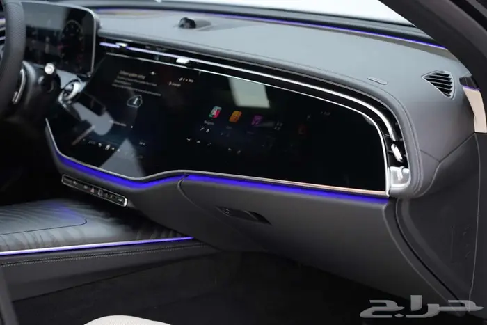 مرسيدس E 200 موديل 2026 أصفار خليجي رمادي غامق بيج 13