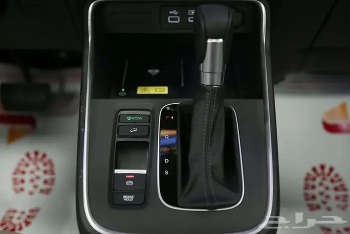 هوندا CR-V Touring 2025   الفخامة والأداء بسعر لا يفوت 8