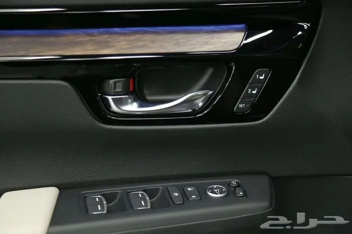 هوندا CR-V Touring 2025   الفخامة والأداء بسعر لا يفوت 18