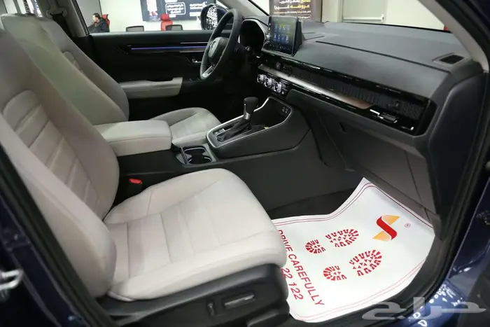 هوندا CR-V Touring 2025   الفخامة والأداء بسعر لا يفوت 14