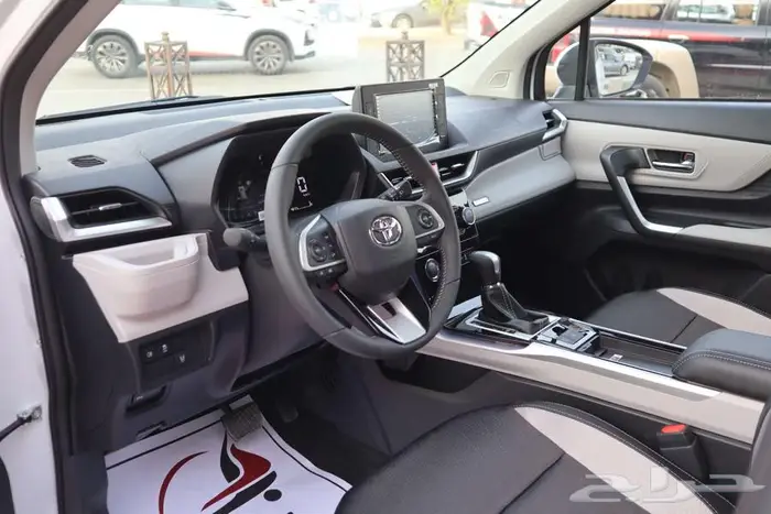 تويوتا فيلوز 2025 15