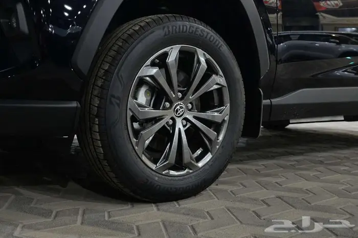 تويوتا راف فور XLE 2024 نص فل سعودي 3