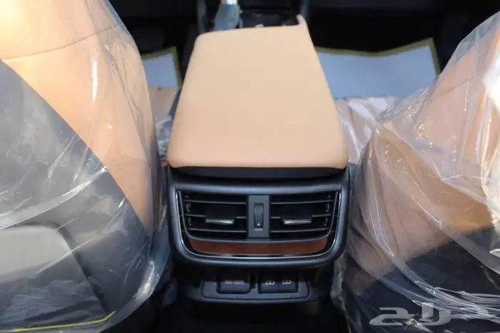 لكزس - ES250 لاكجيري - 2025 - نص فل - خليجي- سعر خاص 12