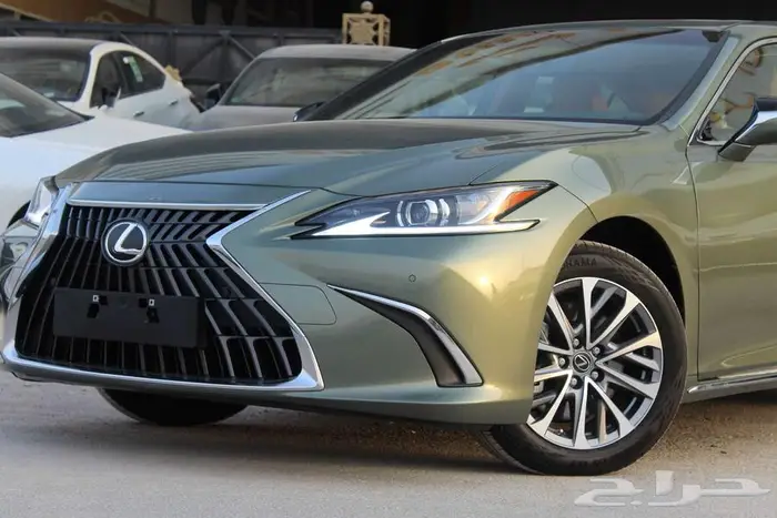لكزس - ES350 CA - بريمي - 2025.. السعر 188000. 2