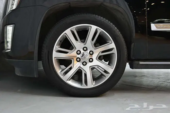 كاديلاك اسكاليد XL 2016 دبل سعودي 5