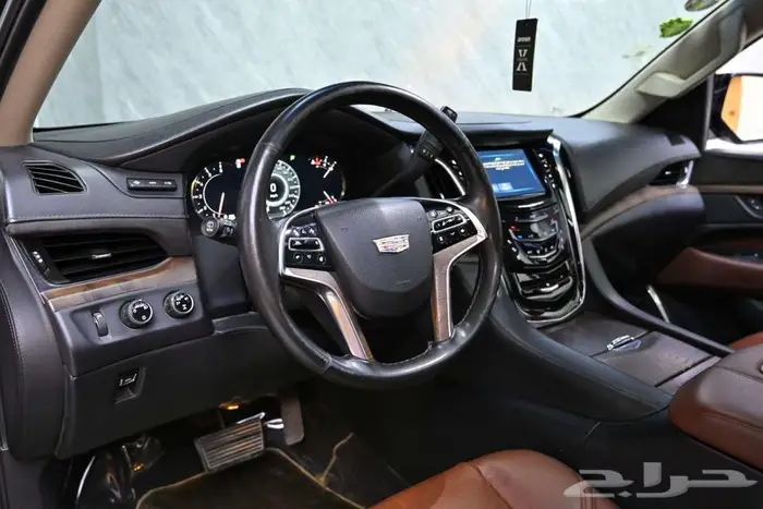 كاديلاك اسكاليد XL 2016 دبل سعودي 13