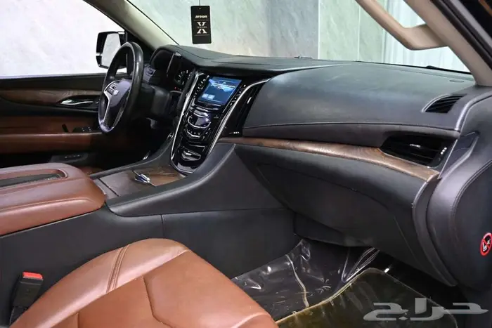 كاديلاك اسكاليد XL 2016 دبل سعودي 18