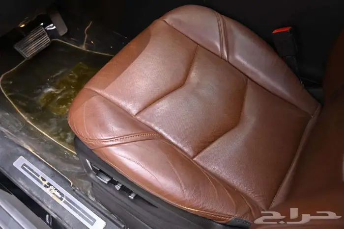 كاديلاك اسكاليد XL 2016 دبل سعودي 12