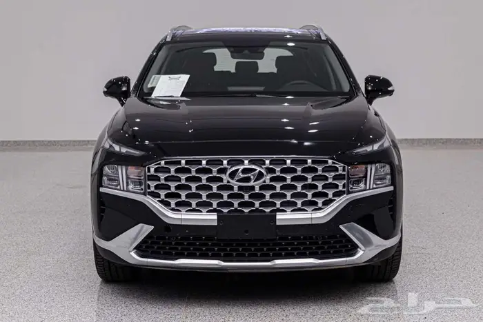 هيونداي سنتافي موديل 2024 بمحرك 3 500 CC ست سلندر ودفع رباعي 10