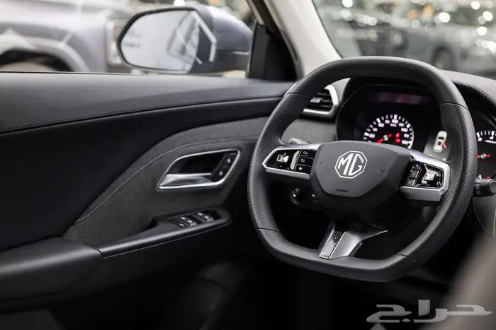 ام جي زد اس 2025 9