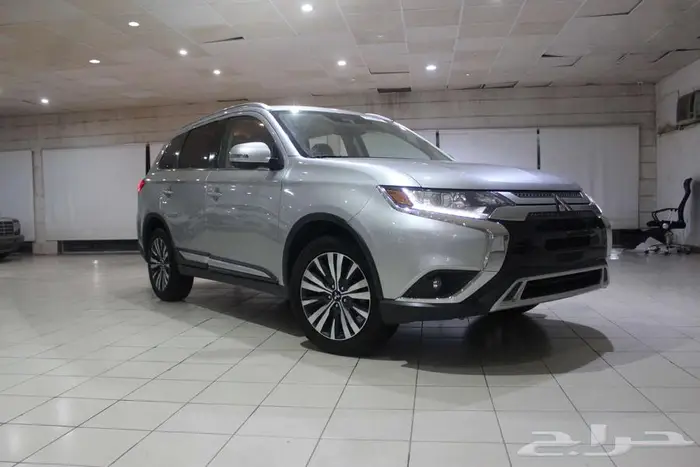 ميتسوبيشي اوتلاندر 2020 فضي بطاقة جمركية 14