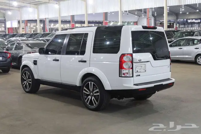 لاندروفر ديسكفري LR4 2011 V8 6