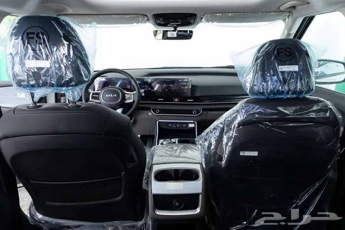 كيا كارنيفال نص فل 2025 6