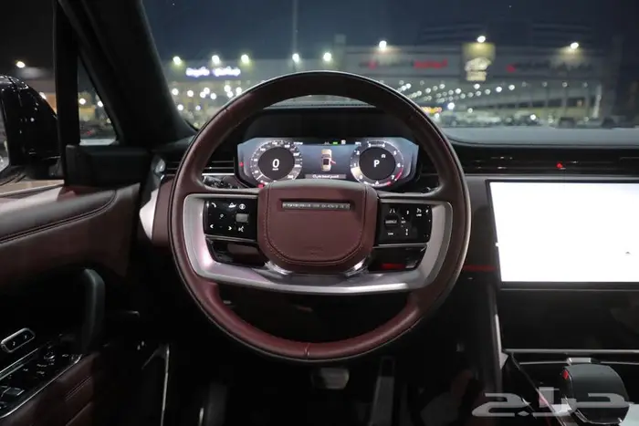 لاندروفر رنج روفر HSE بانوراما جلد ستة سلندر موديل 2024 9