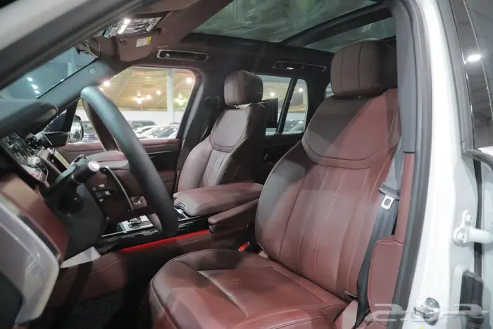 لاندروفر رنج روفر HSE بانوراما جلد ستة سلندر موديل 2024 15