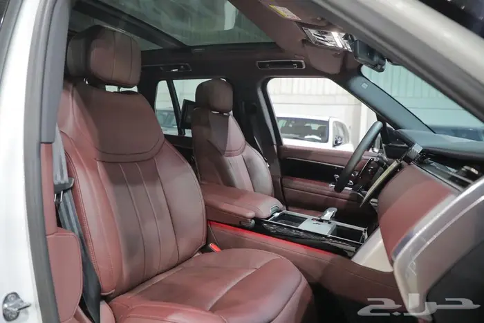 لاندروفر رنج روفر HSE بانوراما جلد ستة سلندر موديل 2024 11