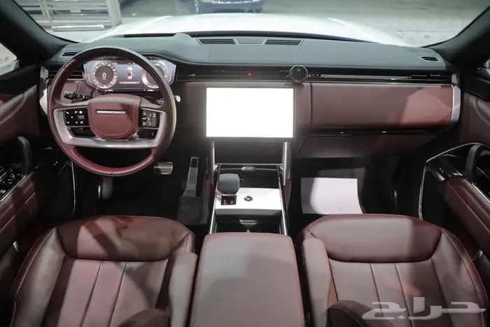 لاندروفر رنج روفر HSE بانوراما جلد ستة سلندر موديل 2024 13