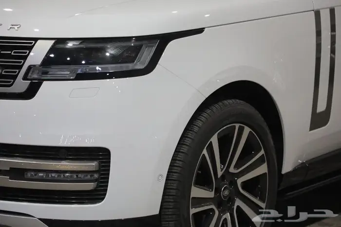 لاندروفر رنج روفر HSE بانوراما جلد ستة سلندر موديل 2024 6