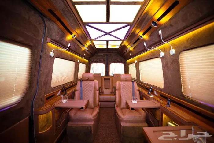 سيارات فيتو ا سبرنتر VIP ايجار بالساعة او اليوم 6