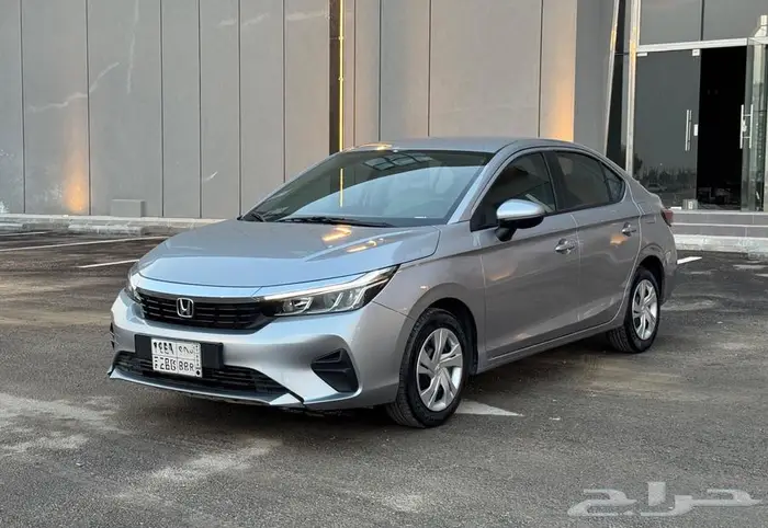 هوندا سيتي موديل 2024 شبه اصفار 1