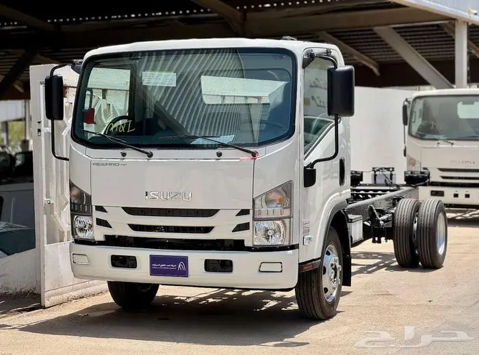 ايسوزو ديانا NPR 2025 مبيعات التقسيط والشركات 0