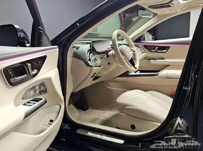 مرسيدس E300 2024 4MATIC كلاسيك عرض مميز 6