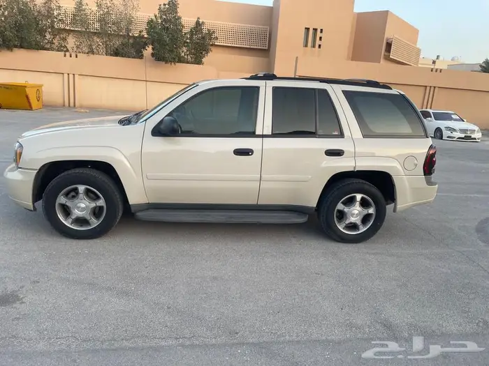 للبيع بليزر مخزن وكاله 2009 2