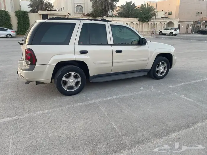 للبيع بليزر مخزن وكاله 2009 7