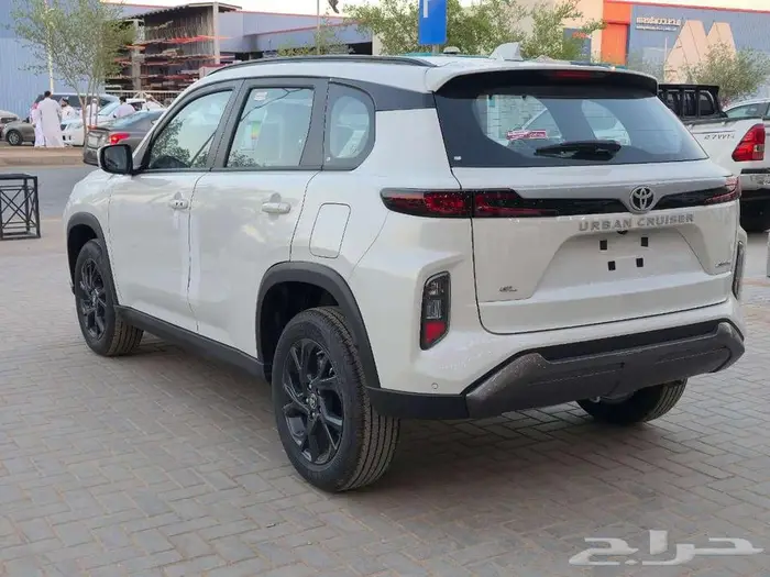 تويوتا اوربان كروزر GL ستاندرد موديل 2026 - اقل سعر 3