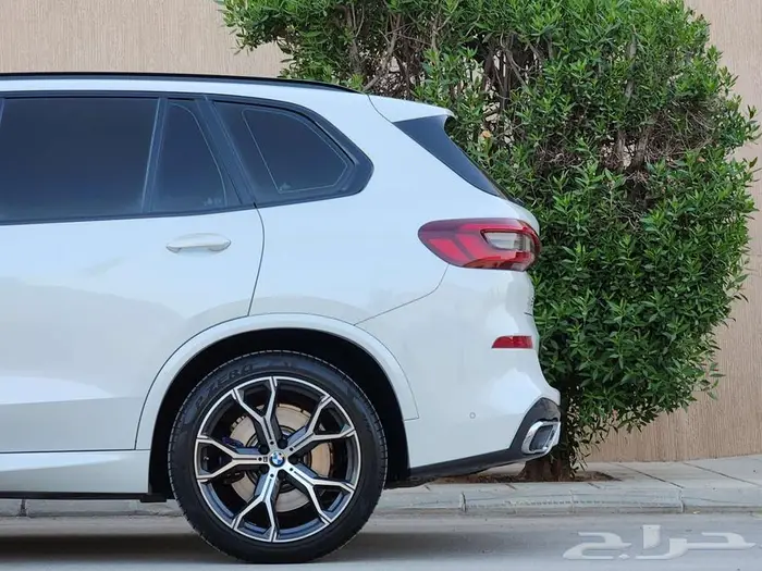 بي ام 2021 X5 (( مخزن )) 17