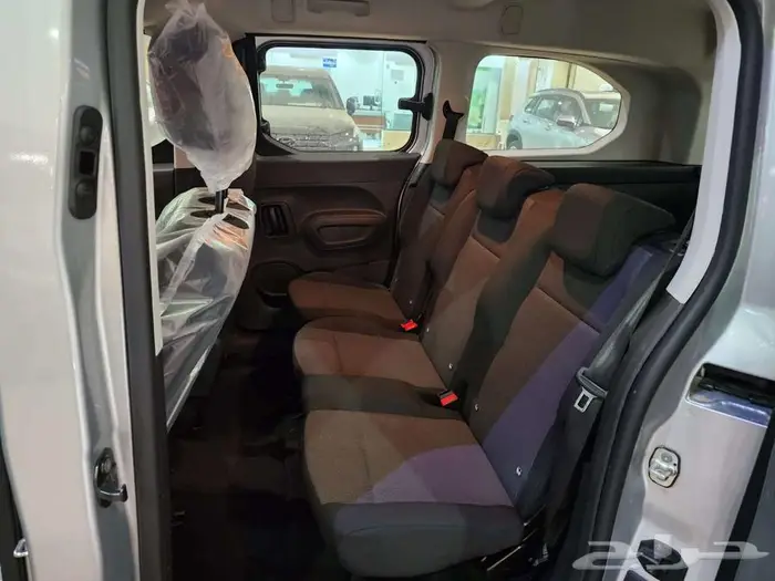 بيجو ريفتر 5 ركاب ديزل 2023 3