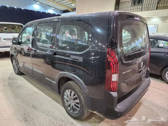 بيجو ريفتر 5 ركاب ديزل 2023 11