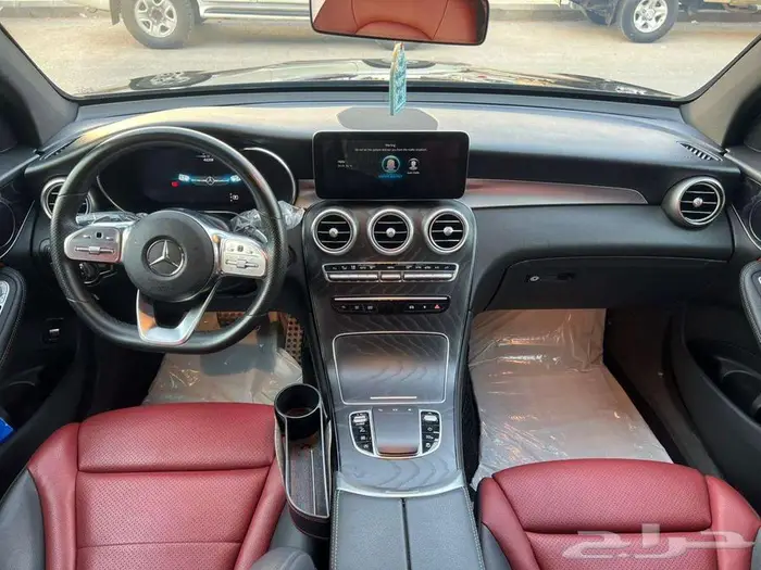 مرسيدس GLC300 موديل 2020- معرض خلف للسيارات 10