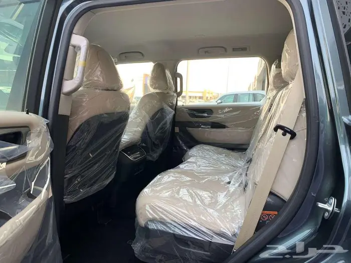 نيسان باترول SE خليجي موديل 2025 13