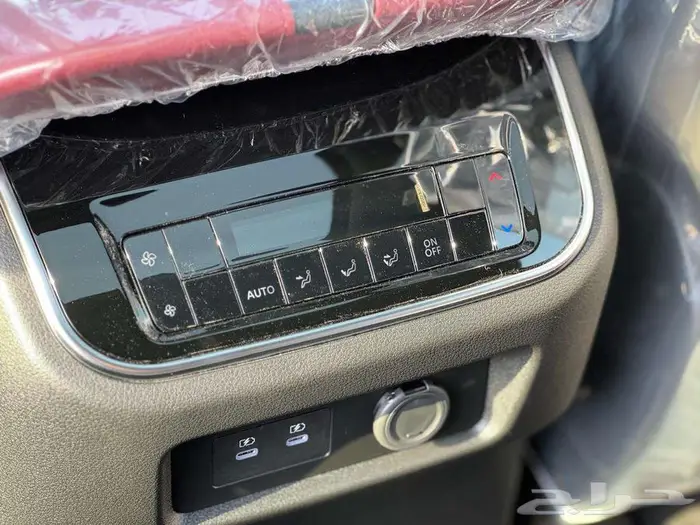 نيسان باترول 2026 بلاتينيوم 3.8 CC بدون تيربو 31