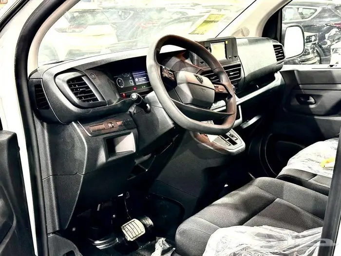 بيجو اكسبيرت 2025 بضاعة جاهزة للتسليم كاش وتقسيط 8